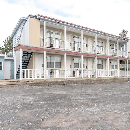 OYO Hotel Starlite Seneca Falls Exterior foto