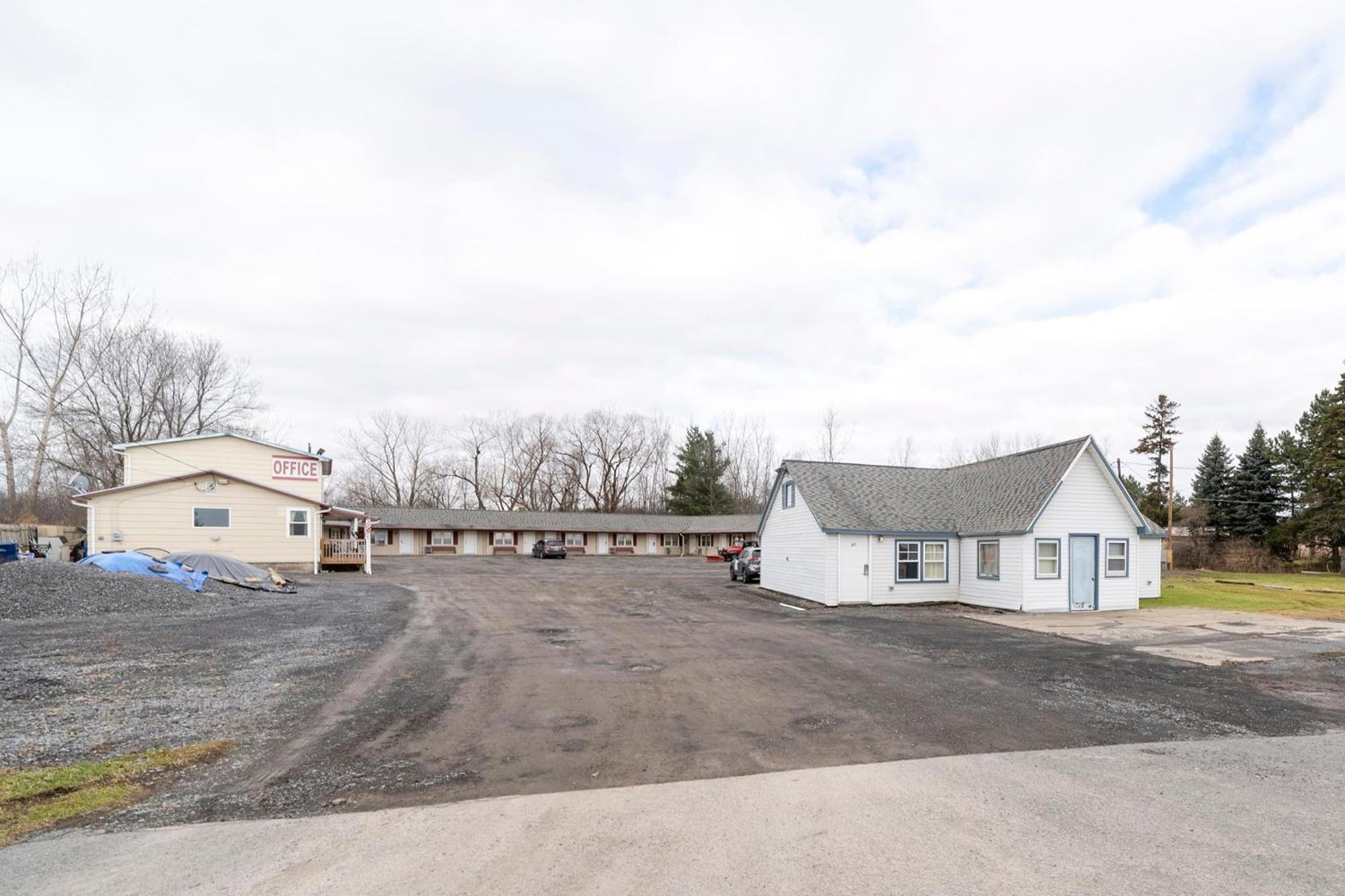 OYO Hotel Starlite Seneca Falls Exterior foto